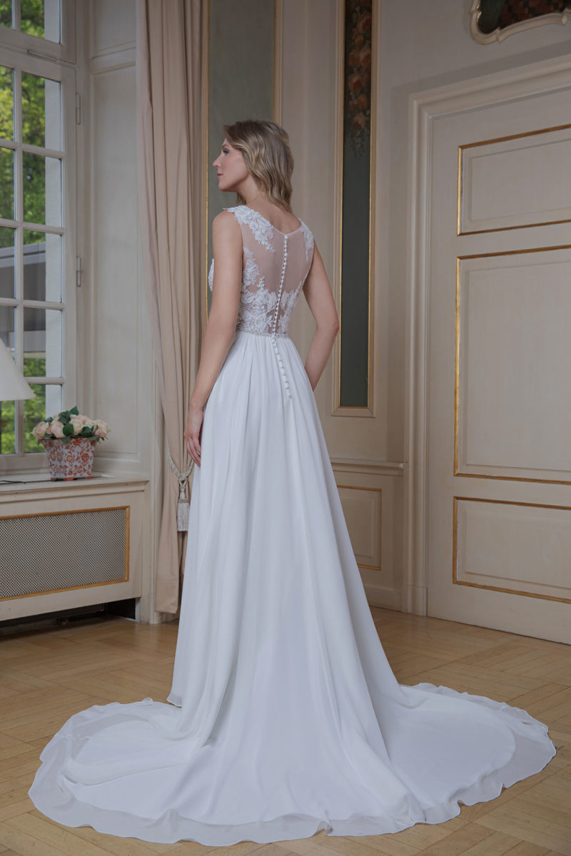 Amera Vera Kollektion 2020 ivory Brautkleid Adrijana B2025 6 bei Marinette Brautmoden in Dortmund