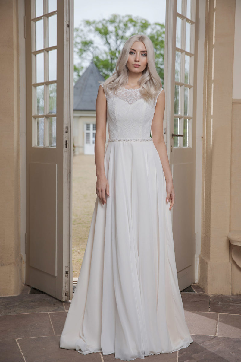 AnnAngelex Kollektion 2020 ivory Brautkleid Barona B2053 2 Marinette Brautmoden Dortmund