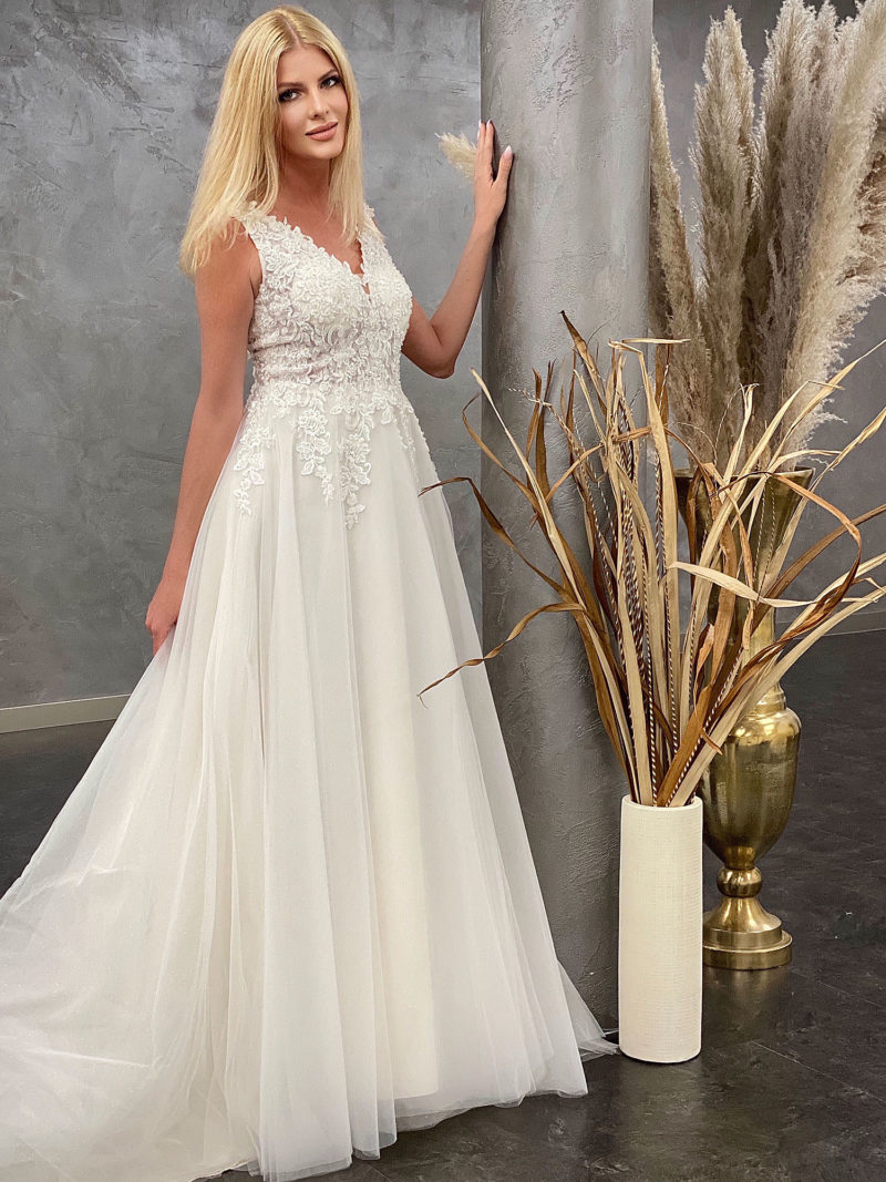 Amera Vera 2021 Brautkleid B2110 2 bei Marinette Brautmoden Dortmund